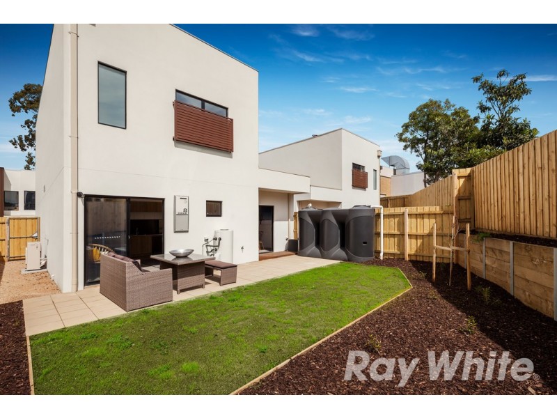 5/6 Benwerrin Drive, Wantirna VIC 3152