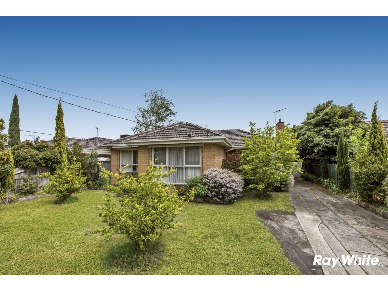 13 The Outlook, Glen Waverley VIC 3150