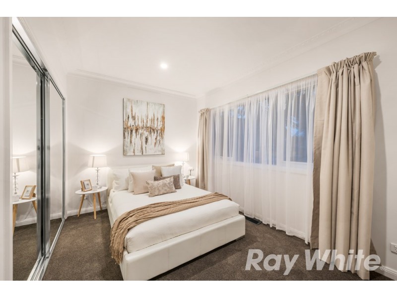 1/82 David Street North, Knoxfield VIC 3180