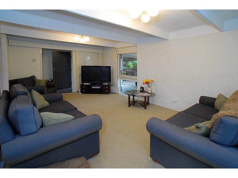 23 Brentwood Drive, Wantirna VIC 3152