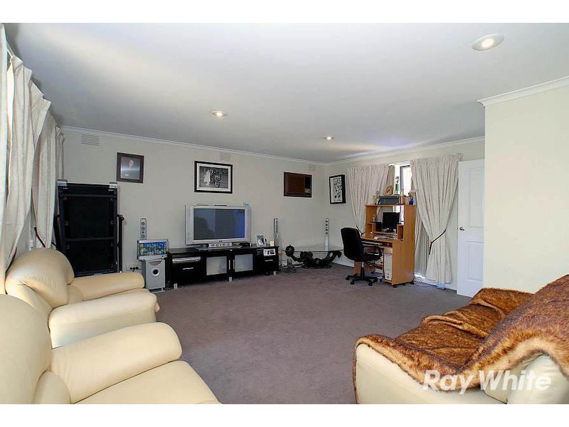 88 Berrabri Drive, Scoresby VIC 3179