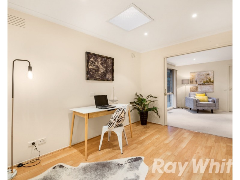 24 Greenaway Drive, Ferntree Gully VIC 3156