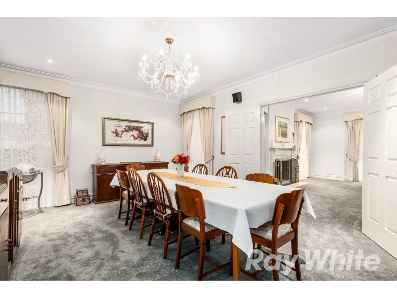 24 Tresise Avenue, Wantirna South VIC 3152