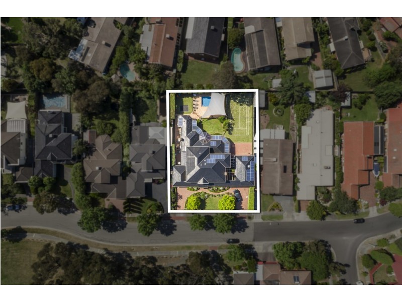 24 Tresise Avenue, Wantirna South VIC 3152