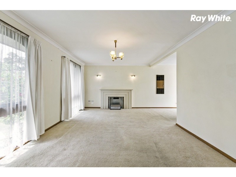 24 Sandhurst Road, Wantirna VIC 3152