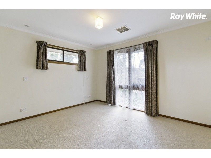 24 Sandhurst Road, Wantirna VIC 3152