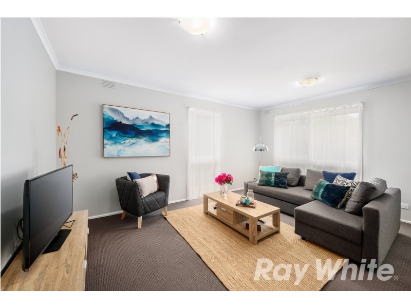 18 Kelvin Drive, Ferntree Gully VIC 3156