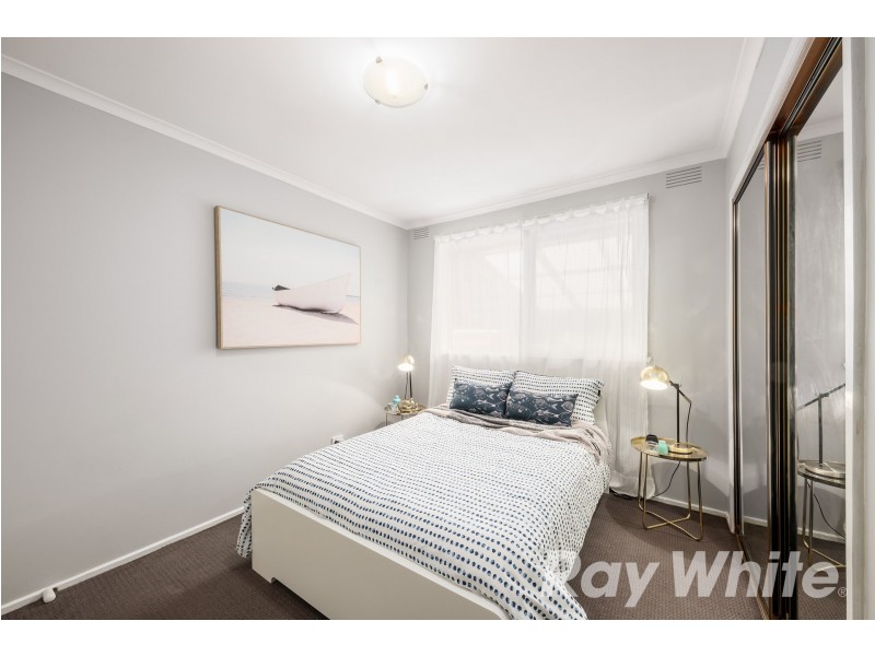 18 Kelvin Drive, Ferntree Gully VIC 3156