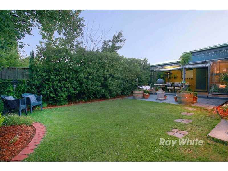 10 Rotherwood Close, Wantirna VIC 3152