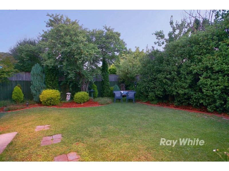 10 Rotherwood Close, Wantirna VIC 3152