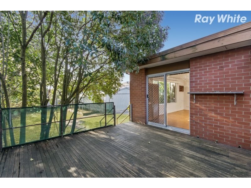 8 Darwin Road, Boronia VIC 3155
