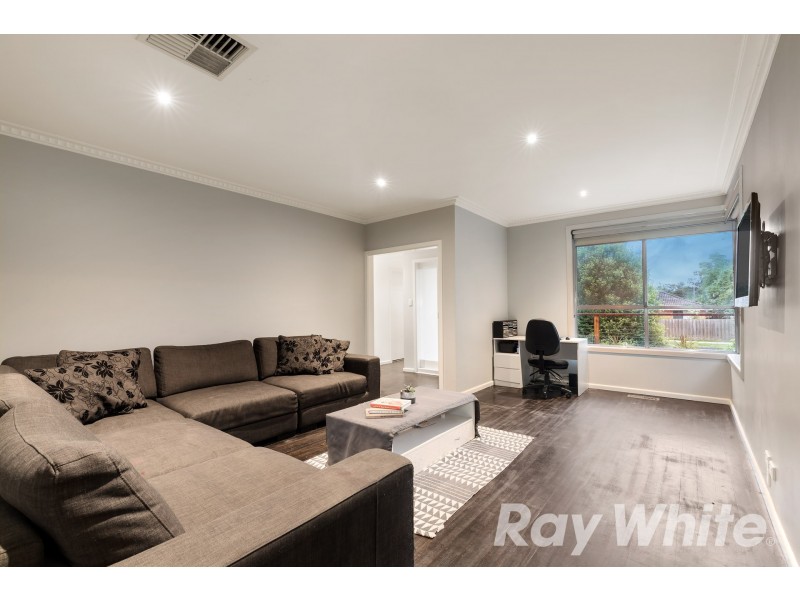 8 Lynette Street, Boronia VIC 3155