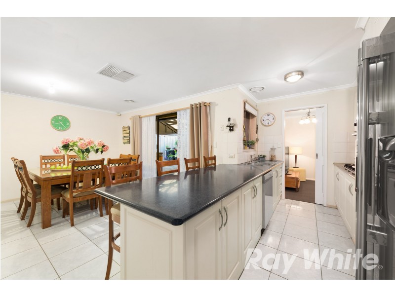 39 Blind Creek Lane, Wantirna South VIC 3152