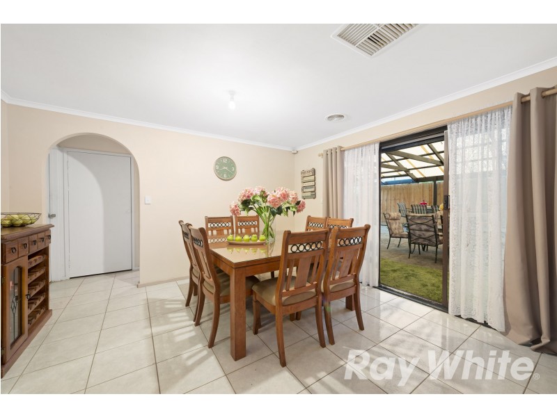 39 Blind Creek Lane, Wantirna South VIC 3152