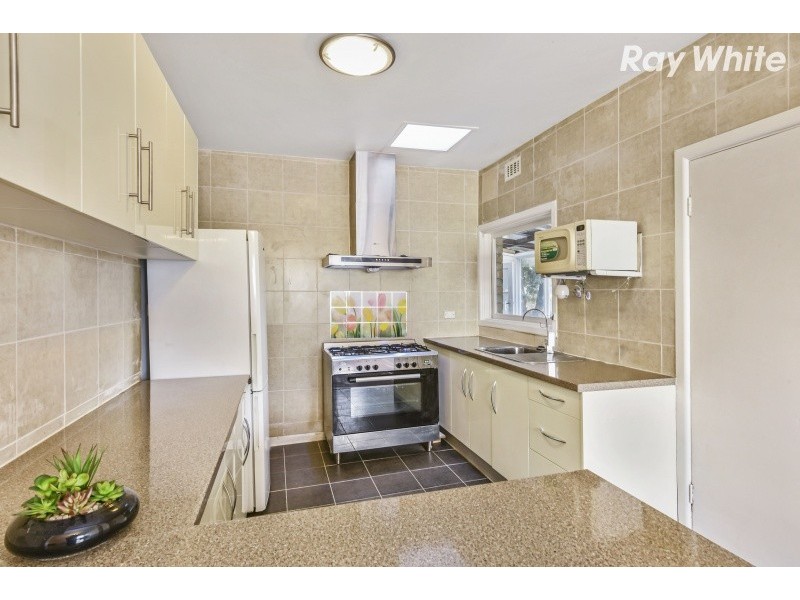 81 Hull Road, Croydon VIC 3136