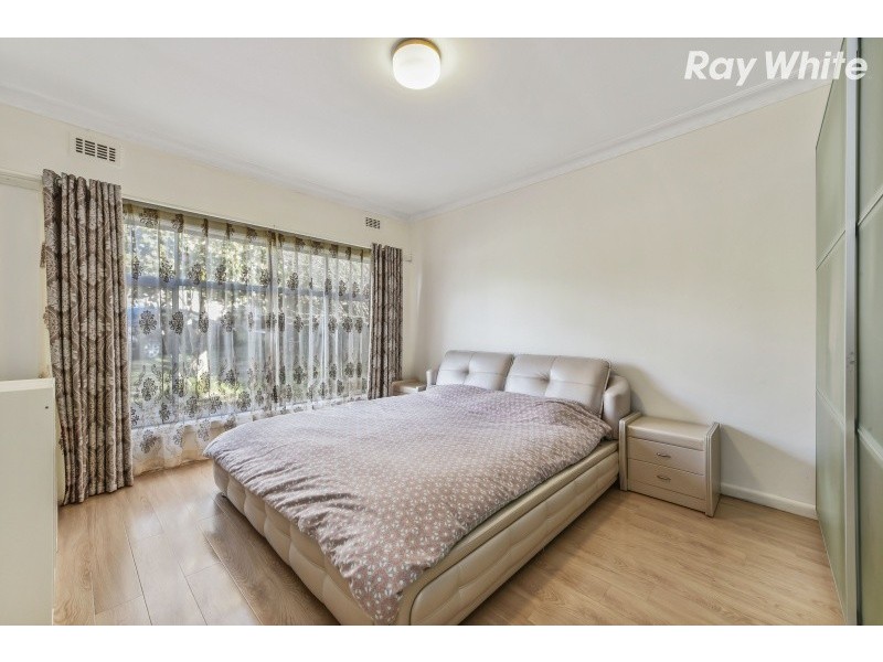 81 Hull Road, Croydon VIC 3136