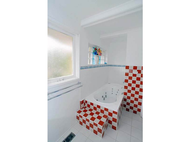 31 Dunbarton Drive, Wantirna VIC 3152