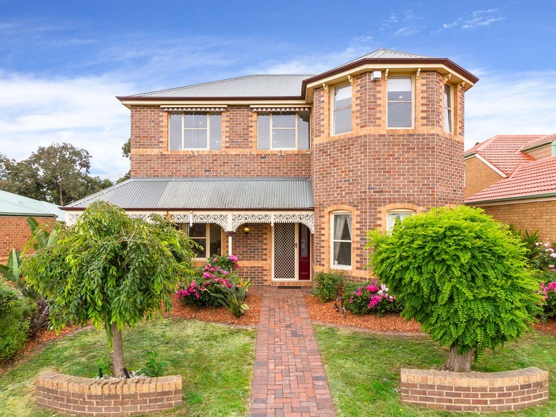 6 Honeypot Close, Knoxfield VIC 3180