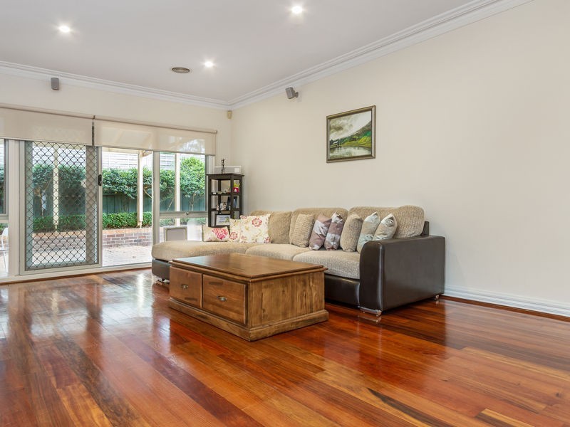 6 Honeypot Close, Knoxfield VIC 3180