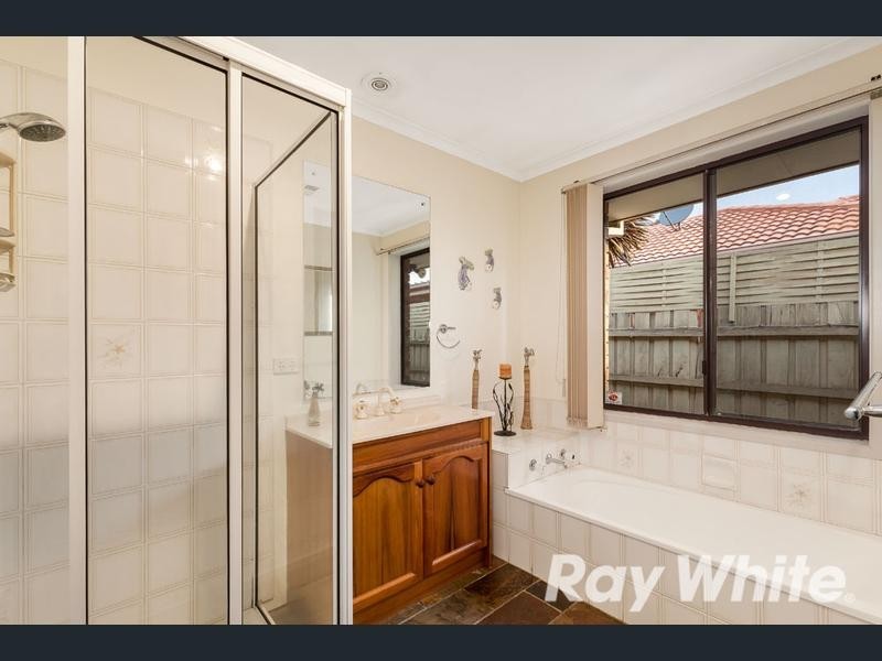 10 Gilligans Court, Rowville VIC 3178