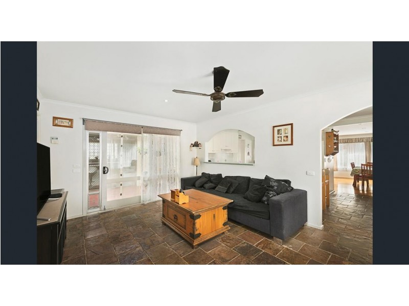 11 Akron Street, Ferntree Gully VIC 3156