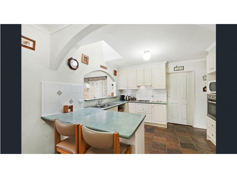 11 Akron Street, Ferntree Gully VIC 3156