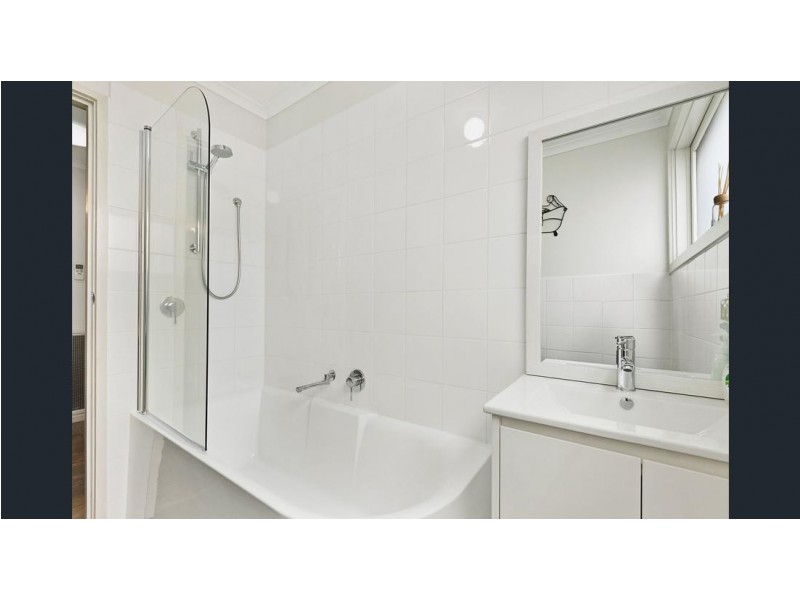 11 Akron Street, Ferntree Gully VIC 3156