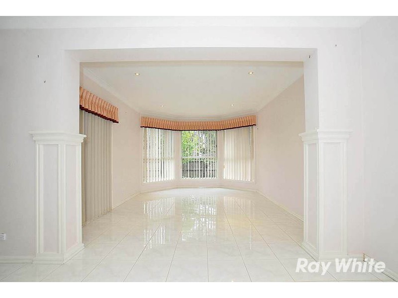 17 Sovereign Place, Wantirna South VIC 3152