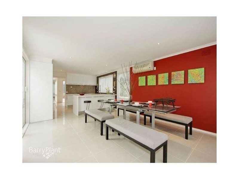 23 Merryn Grove, Wantirna South VIC 3152