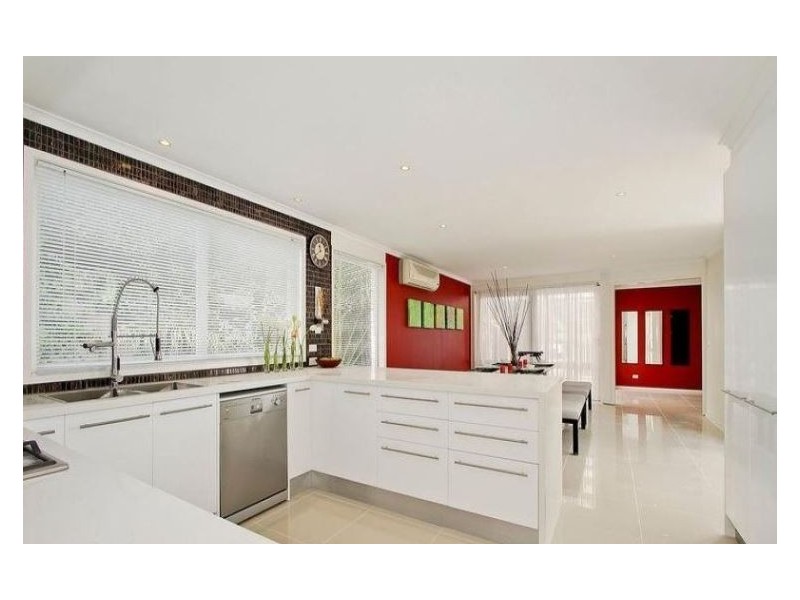23 Merryn Grove, Wantirna South VIC 3152