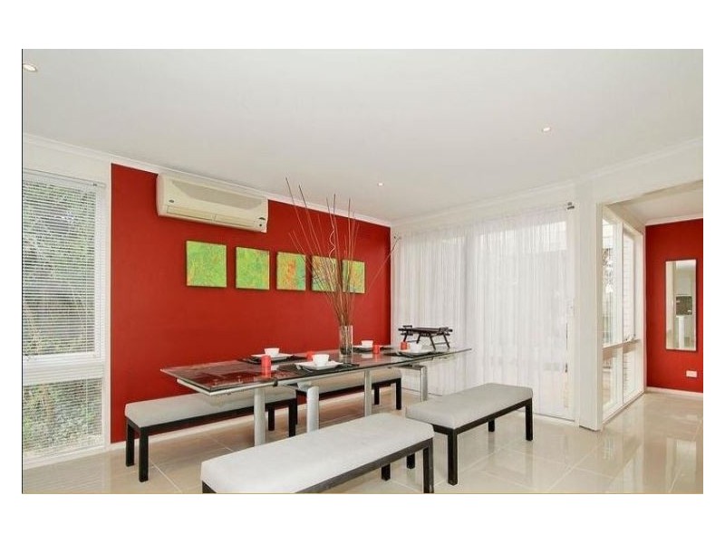 23 Merryn Grove, Wantirna South VIC 3152