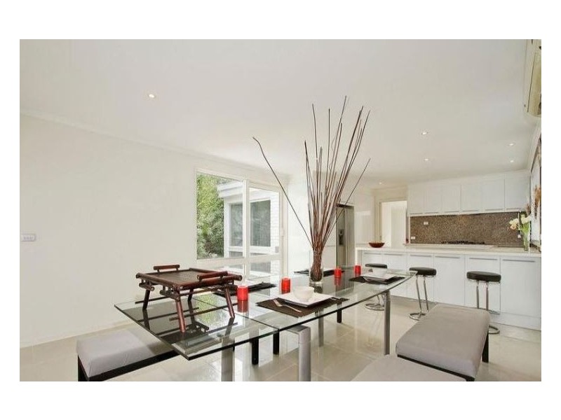 23 Merryn Grove, Wantirna South VIC 3152