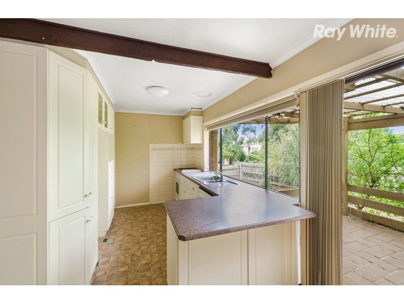 54 Ireland Avenue, Wantirna South VIC 3152