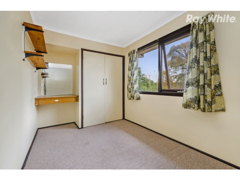 54 Ireland Avenue, Wantirna South VIC 3152