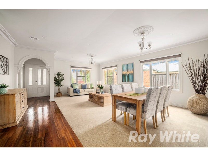 6 Honeypot Close, Knoxfield VIC 3180