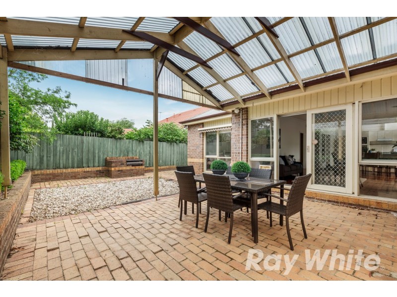 6 Honeypot Close, Knoxfield VIC 3180