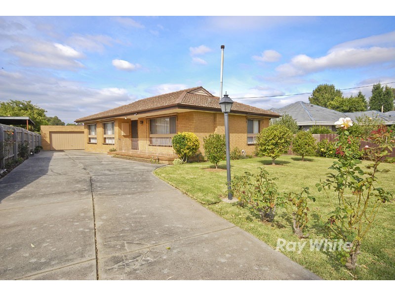 64 Grayson Drive, Scoresby VIC 3179