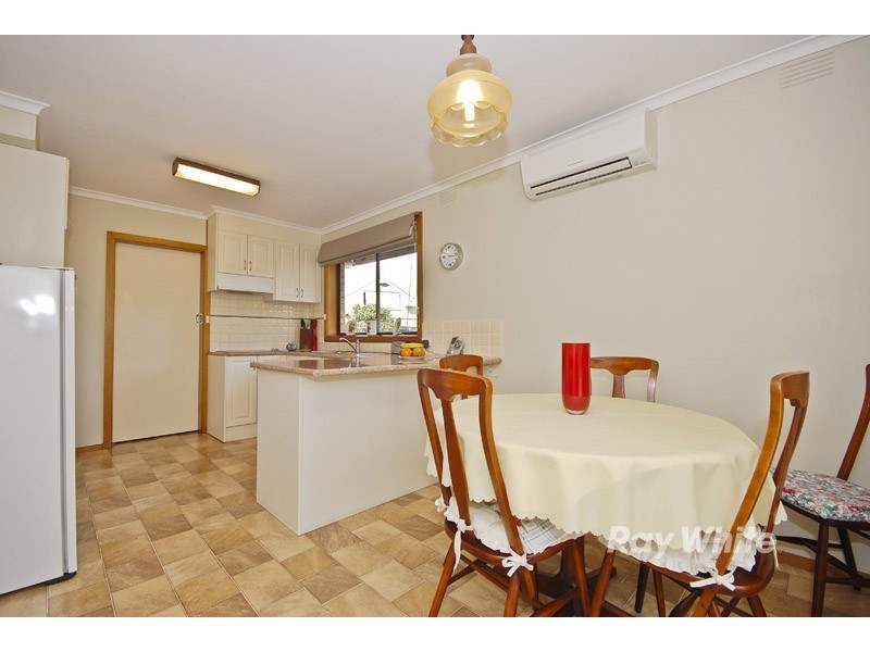 64 Grayson Drive, Scoresby VIC 3179