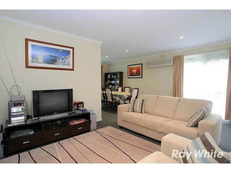 15 Brennan Drive, Wantirna South VIC 3152