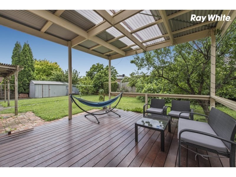 4 Tintern Crescent, Wantirna South VIC 3152