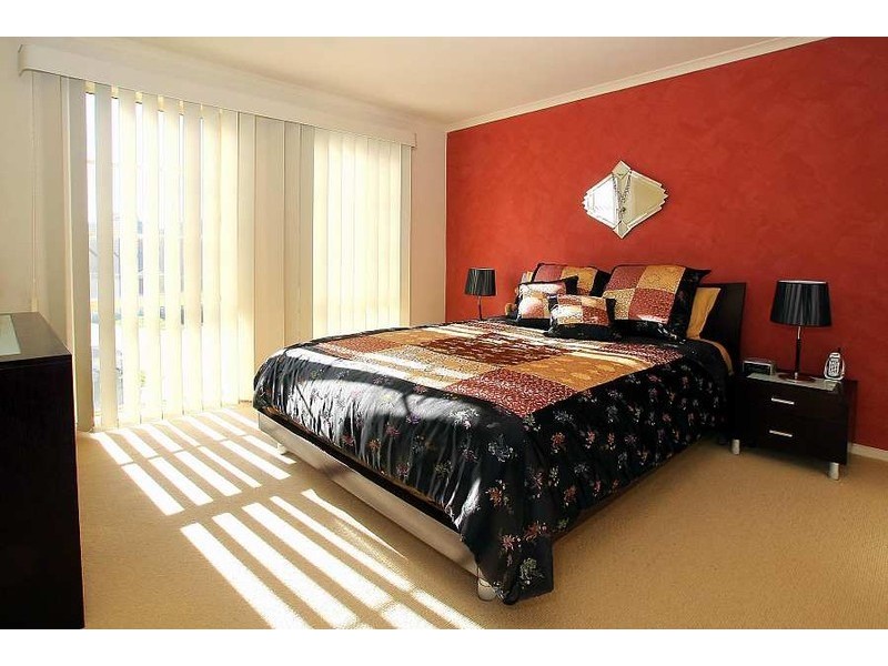 1/19 Sovereign Place, Wantirna South VIC 3152
