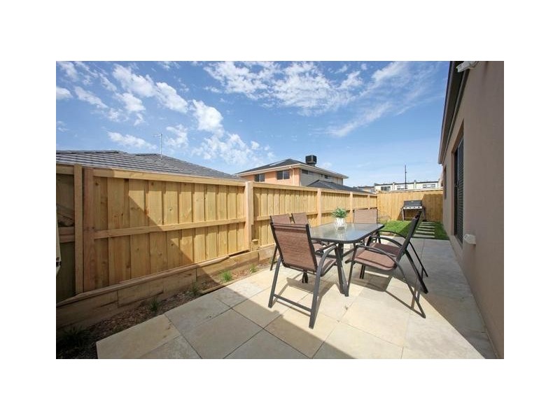26 Bloom Avenue, Wantirna South VIC 3152