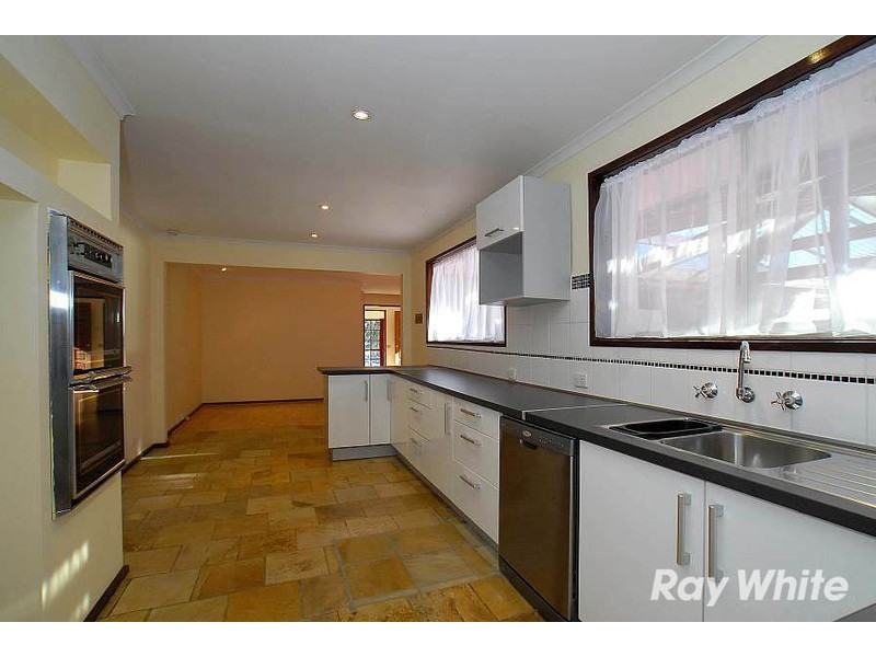 9 Attenborough Square, Wantirna VIC 3152