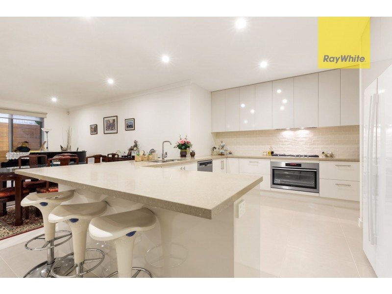 33a Mareeba Crescent, Bayswater VIC 3153