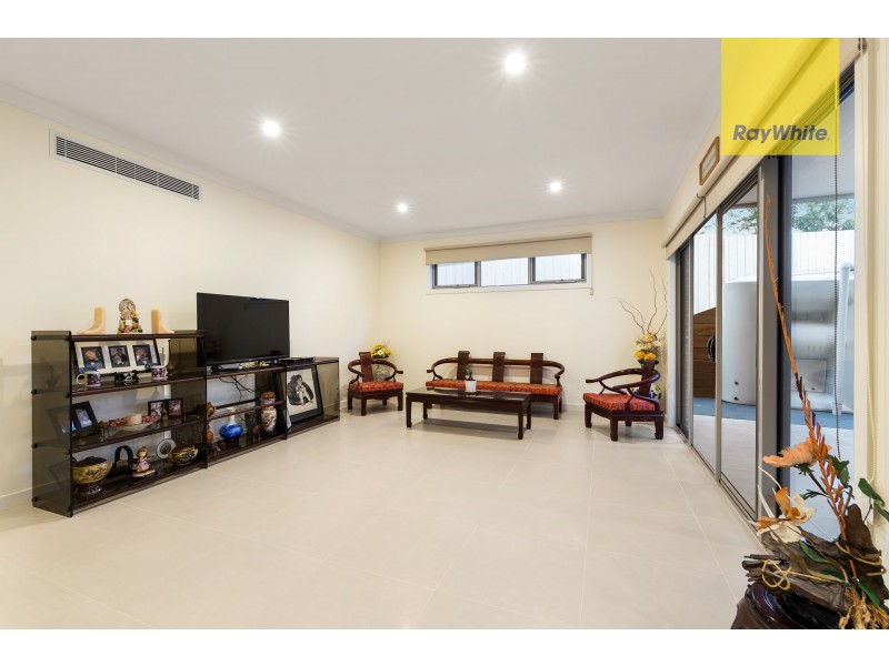 33a Mareeba Crescent, Bayswater VIC 3153
