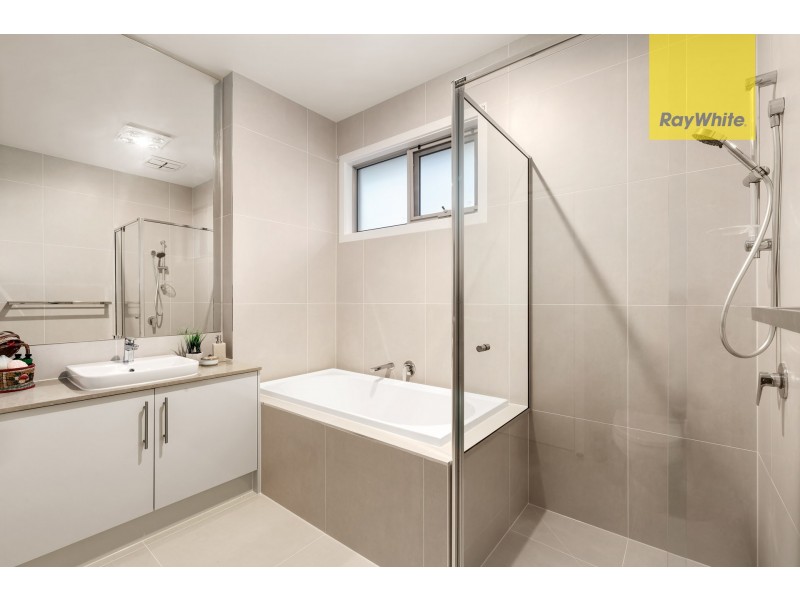 33a Mareeba Crescent, Bayswater VIC 3153