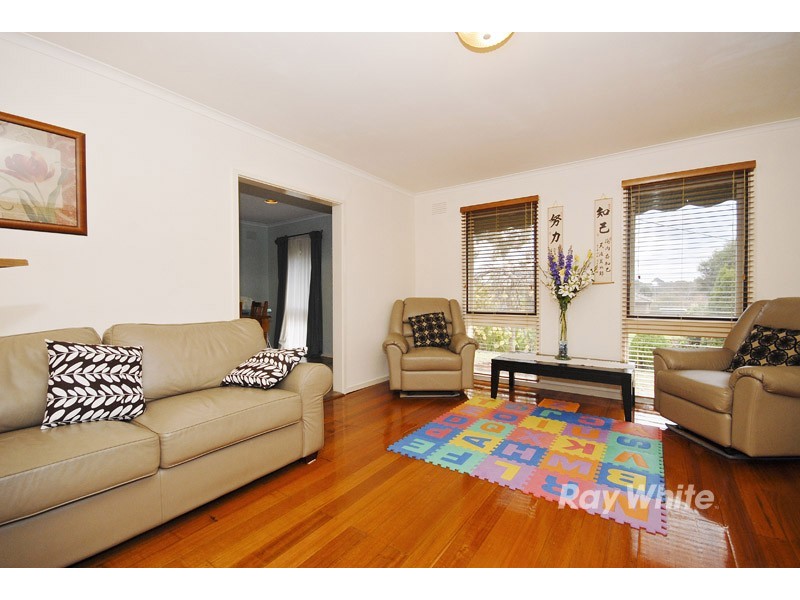 12 Jeanette Street, Bayswater VIC 3153