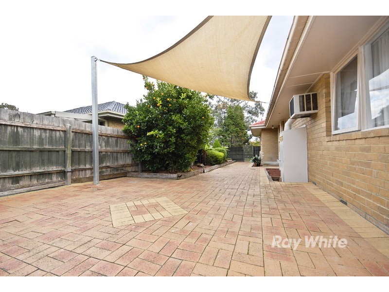 12 Jeanette Street, Bayswater VIC 3153