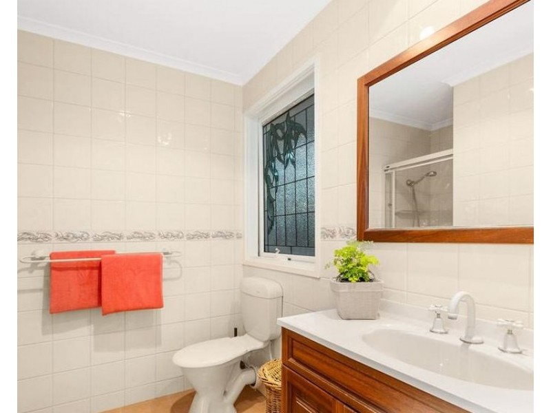 11 Courtney Square, Wantirna VIC 3152