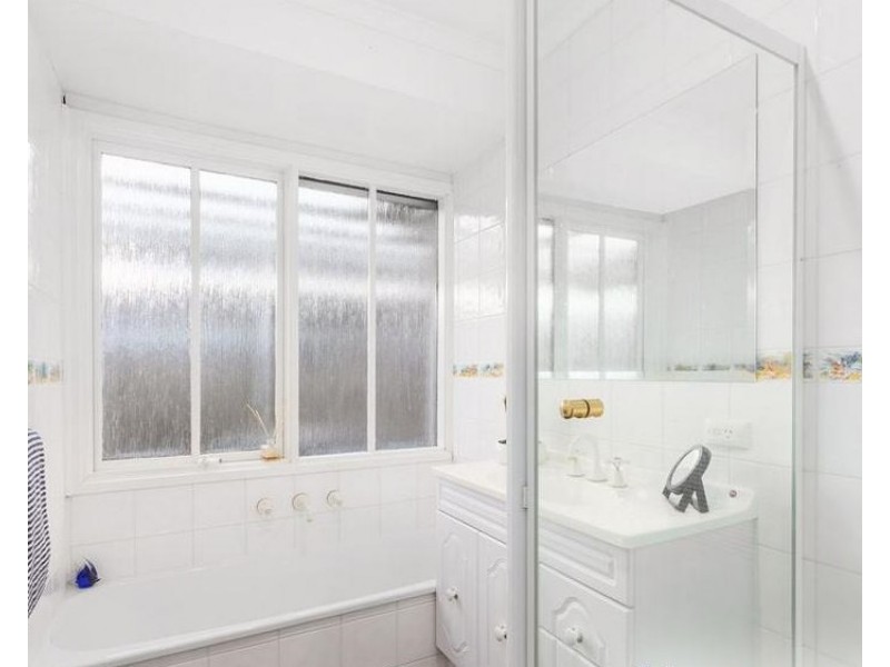 11 Courtney Square, Wantirna VIC 3152